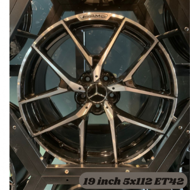 19x9.5 / 19x8.5 5H112 ET42
